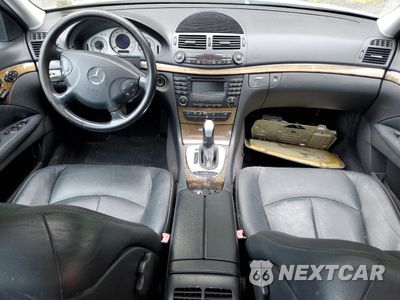 Zdjęcie 8 z 12 samochodu: 2003 MERCEDES-BENZ E 500 VIN:WDBUF70J23A148794 - miniatura