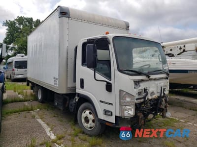 Czwarte zdjęcie samochodu z boku: 2018 ISUZU NPR HD VIN:JALC4W167J7007137 - miniatura