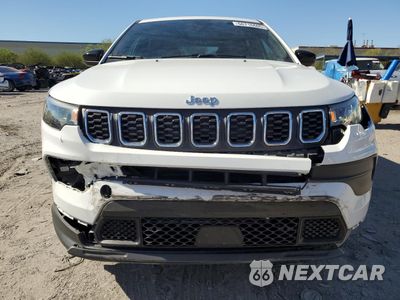 Piąte zdjęcie samochodu w środku: 2025 JEEP COMPASS SPORT VIN:3C4NJDAN0ST515896 - miniatura