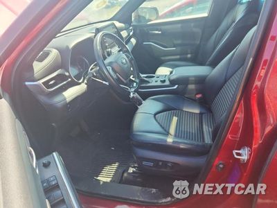 Zdjęcie 7 z 12 samochodu: 2022 TOYOTA HIGHLANDER XSE VIN:5TDLZRBH9NS253770 - miniatura