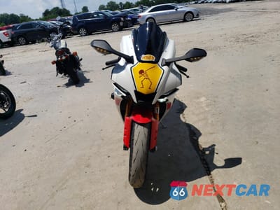 Drugie zdjęcie samochodu z przodu: 2022 YAMAHA YZFR1 VIN:JYARN66E3NA002028 - miniatura