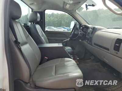 Zdjęcie 10 z 12 samochodu: 2014 CHEVROLET SILVERADO C3500 VIN:1GB3CZCG4EF155984 - miniatura