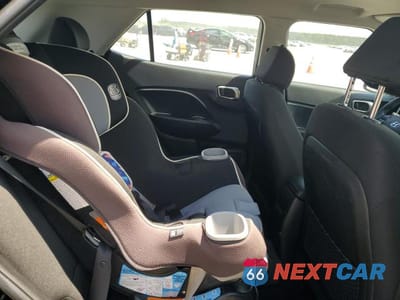 Zdjęcie 10 z 13 samochodu: 2023 HYUNDAI VENUE SE VIN:KMHRB8A3XPU210449 - miniatura