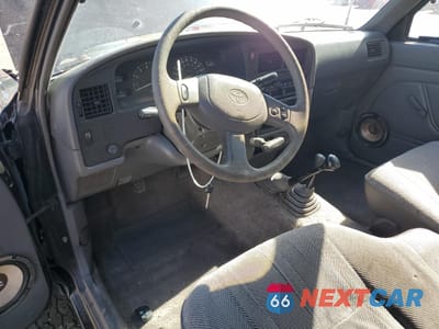 Zdjęcie 8 z 14 samochodu: 1993 TOYOTA PICKUP 1/2 TON EXTRA LONG WHEELBASE DX VIN:JT4RN13P4P6056277 - miniatura