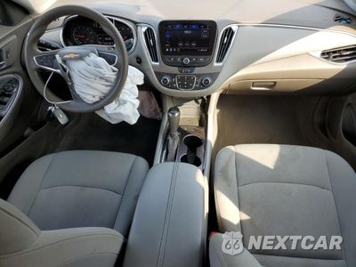 Zdjęcie 8 z 13 samochodu: 2020 CHEVROLET MALIBU LT VIN:1G1ZD5ST3LF032015 - miniatura