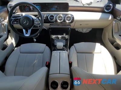 Zdjęcie 8 z 15 samochodu: 2023 MERCEDES-BENZ CLA 250 VIN:W1K5J4GBXPN425245 - miniatura