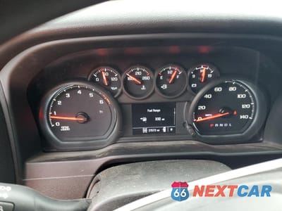 Zdjęcie 9 z 13 samochodu: 2022 CHEVROLET SILVERADO K3500 VIN:1GC3YSE72NF335806 - miniatura