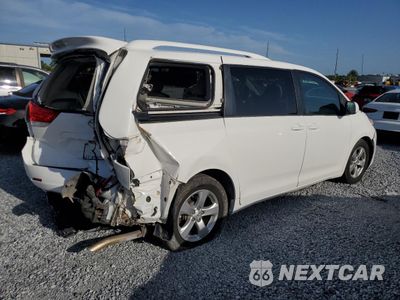 Trzecie zdjęcie samochodu z tyłu: 2013 TOYOTA SIENNA LE VIN:5TDKK3DC3DS312597 - miniatura