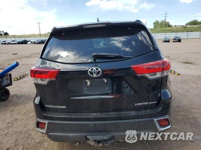 Zdjęcie 6 z 16 samochodu: 2018 TOYOTA HIGHLANDER LIMITED VIN:5TDDZRFH9JS868585 - miniatura