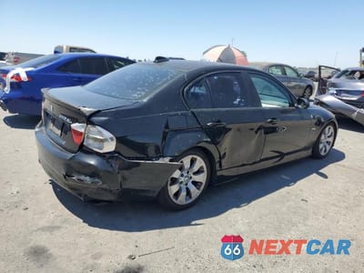 Trzecie zdjęcie samochodu z tyłu: 2007 BMW 328 XI VIN:WBAVC93527KX57146 - miniatura