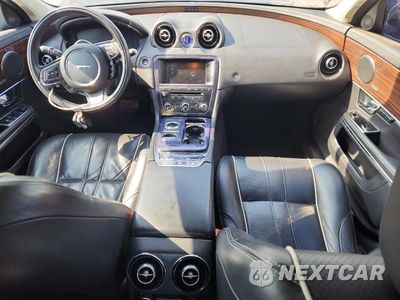 Zdjęcie 8 z 12 samochodu: 2013 JAGUAR XJL PORTFOLIO VIN:SAJWA2GB4DLV42802 - miniatura