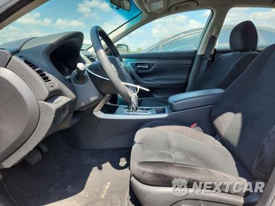 Zdjęcie 7 z 12 samochodu: 2015 NISSAN ALTIMA 2.5 VIN:1N4AL3AP3FC483201 - miniatura