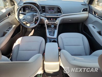 Zdjęcie 8 z 12 samochodu: 2018 HYUNDAI ELANTRA SE VIN:5NPD74LF3JH311253 - miniatura