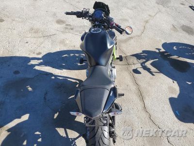 Zdjęcie 6 z 10 samochodu: 2018 KAWASAKI ER650 H VIN:JKAEREH18JDA24818 - miniatura