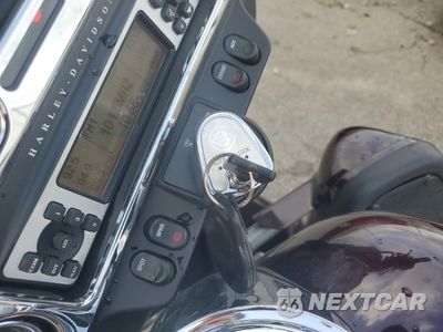 Zdjęcie 8 z 9 samochodu: 2006 HARLEY-DAVIDSON FLHTCUI VIN:1HD1FCW136Y664922 - miniatura