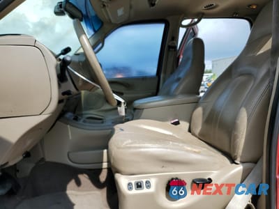 Zdjęcie 7 z 13 samochodu: 2000 FORD EXPEDITION EDDIE BAUER VIN:1FMRU17L0YLB87828 - miniatura