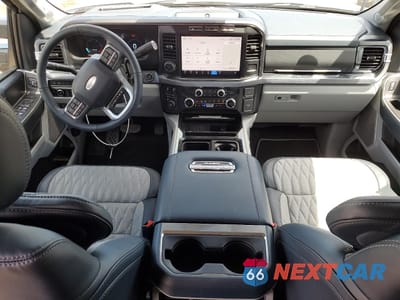 Zdjęcie 8 z 15 samochodu: 2024 FORD SUPER DUTY F-450 W/D VIN:1FT8W4DM2REE76630 - miniatura