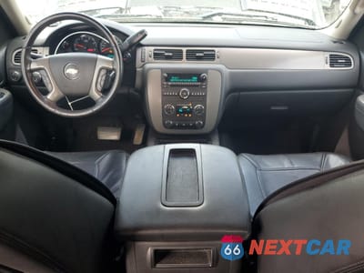 Zdjęcie 8 z 15 samochodu: 2013 CHEVROLET SILVERADO K3500 LTZ VIN:1GC4K1C87DF215834 - miniatura