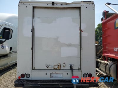 Zdjęcie 11 z 13 samochodu: 2021 FORD ECONOLINE E450 SUPER DUTY COMMERCIAL STRIPPED CHASSIS VIN:1FC4E4KN7MDC06997 - miniatura