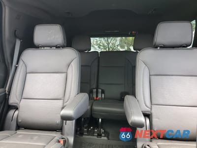 Zdjęcie 10 z 13 samochodu: 2025 GMC YUKON DENALI VIN:1GKS2DRL2SR178325 - miniatura
