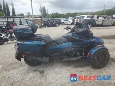 2021 CAN-AM SPYDER ROADSTER RT 2BXNBDD2XMV001159 - główne zdjęcie licytacji z USA - miniatura