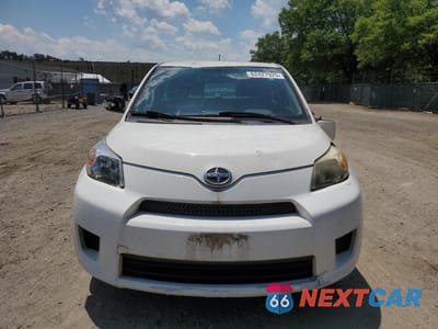 Piąte zdjęcie samochodu w środku: 2008 TOYOTA SCION XD VIN:JTKKU104X8J026982 - miniatura