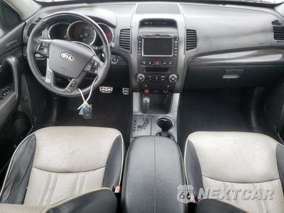 Zdjęcie 8 z 13 samochodu: 2012 KIA SORENTO SX VIN:5XYKWDA22CG194706 - miniatura