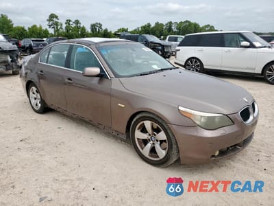 Czwarte zdjęcie samochodu z boku: 2004 BMW 530 I VIN:WBANA73524B808862 - miniatura