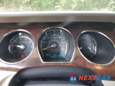 Zdjęcie 9 z 12 samochodu: 2010 FORD TAURUS SEL VIN:1FAHP2EW8AG105651 - miniatura