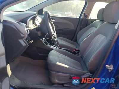Zdjęcie 7 z 13 samochodu: 2018 CHEVROLET SONIC LT VIN:1G1JD5SH4J4140838 - miniatura