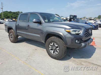 Czwarte zdjęcie samochodu z boku: 2023 TOYOTA TACOMA DOUBLE CAB VIN:3TMCZ5ANXPM546497 - miniatura