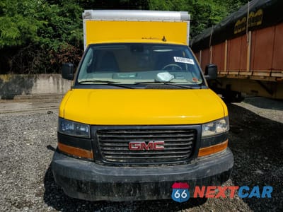 Piąte zdjęcie samochodu w środku: 2022 GMC SAVANA CUTAWAY G3500 VIN:1GD07RFP5N1161574 - miniatura