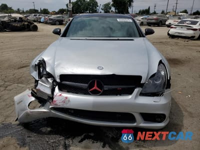 Piąte zdjęcie samochodu w środku: 2006 MERCEDES-BENZ CLS 55 AMG VIN:WDDDJ76X16A040396 - miniatura