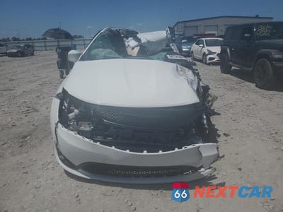 Piąte zdjęcie samochodu w środku: 2019 CHRYSLER PACIFICA TOURING L VIN:2C4RC1BG3KR593926 - miniatura