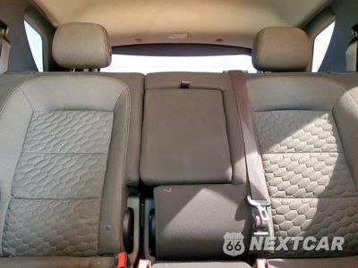 Zdjęcie 10 z 15 samochodu: 2020 CHEVROLET EQUINOX LT VIN:2GNAXKEV4L6205453 - miniatura