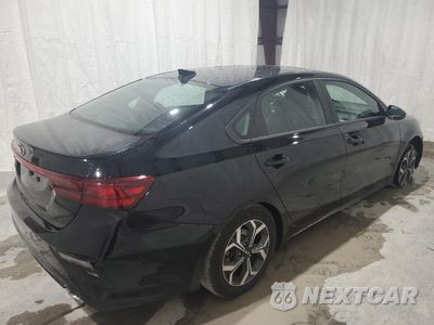 Trzecie zdjęcie samochodu z tyłu: 2019 KIA FORTE FE VIN:3KPF24AD7KE024240 - miniatura