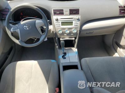 Zdjęcie 8 z 14 samochodu: 2009 TOYOTA CAMRY BASE VIN:4T1BE46K59U814284 - miniatura