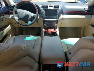 Zdjęcie 8 z 14 samochodu: 2010 LEXUS LS 460L VIN:JTHDL5EF4A5001237 - miniatura