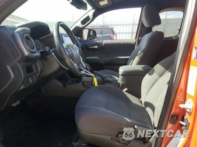 Zdjęcie 7 z 13 samochodu: 2017 TOYOTA TACOMA ACCESS CAB VIN:5TFRZ5CN9HX041439 - miniatura