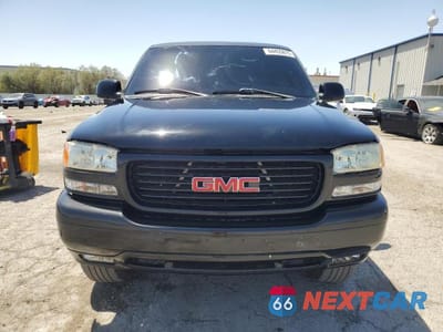 Piąte zdjęcie samochodu w środku: 2004 GMC YUKON VIN:1GKEC13V44R246842 - miniatura