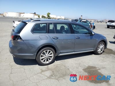 Trzecie zdjęcie samochodu z tyłu: 2017 VOLKSWAGEN GOLF ALLTRACK S VIN:3VWH17AU9HM544237 - miniatura