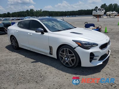 Czwarte zdjęcie samochodu z boku: 2022 KIA STINGER GT1 VIN:KNAE45LC1N6113079 - miniatura
