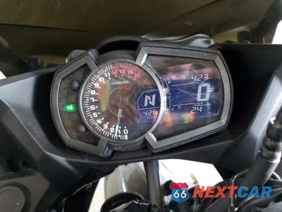 Zdjęcie 7 z 10 samochodu: 2020 KAWASAKI EX400 VIN:JKAEXKG14LDA67299 - miniatura