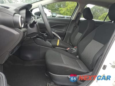 Zdjęcie 7 z 13 samochodu: 2024 NISSAN VERSA S VIN:3N1CN8DV2RL830789 - miniatura