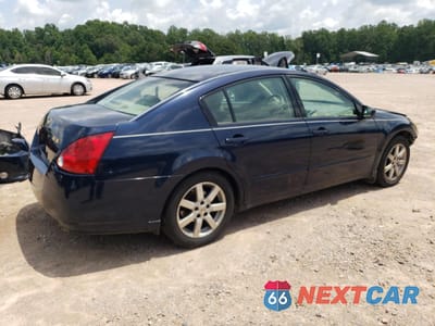 Trzecie zdjęcie samochodu z tyłu: 2004 NISSAN MAXIMA SE VIN:1N4BA41E14C879915 - miniatura