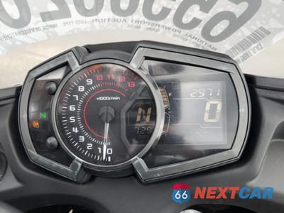 Zdjęcie 7 z 9 samochodu: 2017 KAWASAKI EX650 F VIN:JKAEXEK17HDA01782 - miniatura