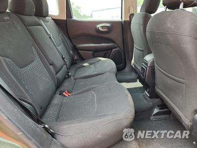 Zdjęcie 11 z 15 samochodu: 2021 JEEP COMPASS SPORT VIN:3C4NJDABXMT566010 - miniatura