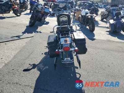 Czwarte zdjęcie samochodu z boku: 2002 HARLEY-DAVIDSON FLSTCI VIN:1HD1BWB382Y054884 - miniatura