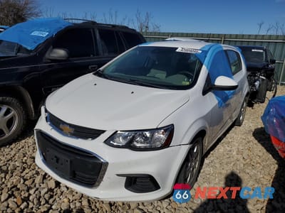 2020 CHEVROLET SONIC 1G1JG6SB8L4116988 - główne zdjęcie licytacji z USA - miniatura