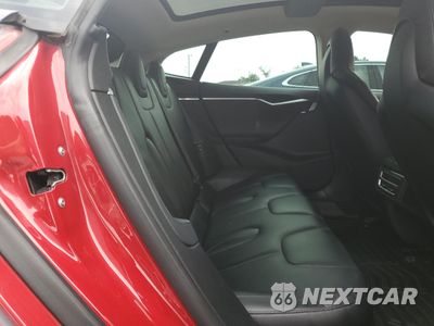 Zdjęcie 10 z 13 samochodu: 2013 TESLA MODEL S VIN:5YJSA1DN5DFP27949 - miniatura